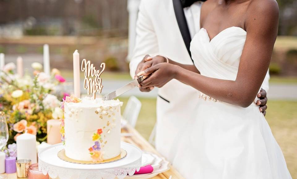 Celebrate this wedding season with these seven fantastic wedding cakes