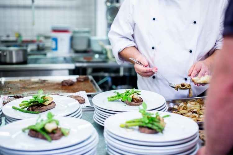 How Much Does It Usually Cost to Hire a Personal Chef