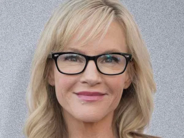 Rachael Harris Movies and TV Shows: Know About This American Actress and Comedian Here!